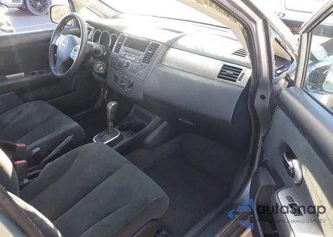 2010 Nissan Versa 1.8S z USA, uszkodzony, nr VIN 3N1BC1AP7AL467974